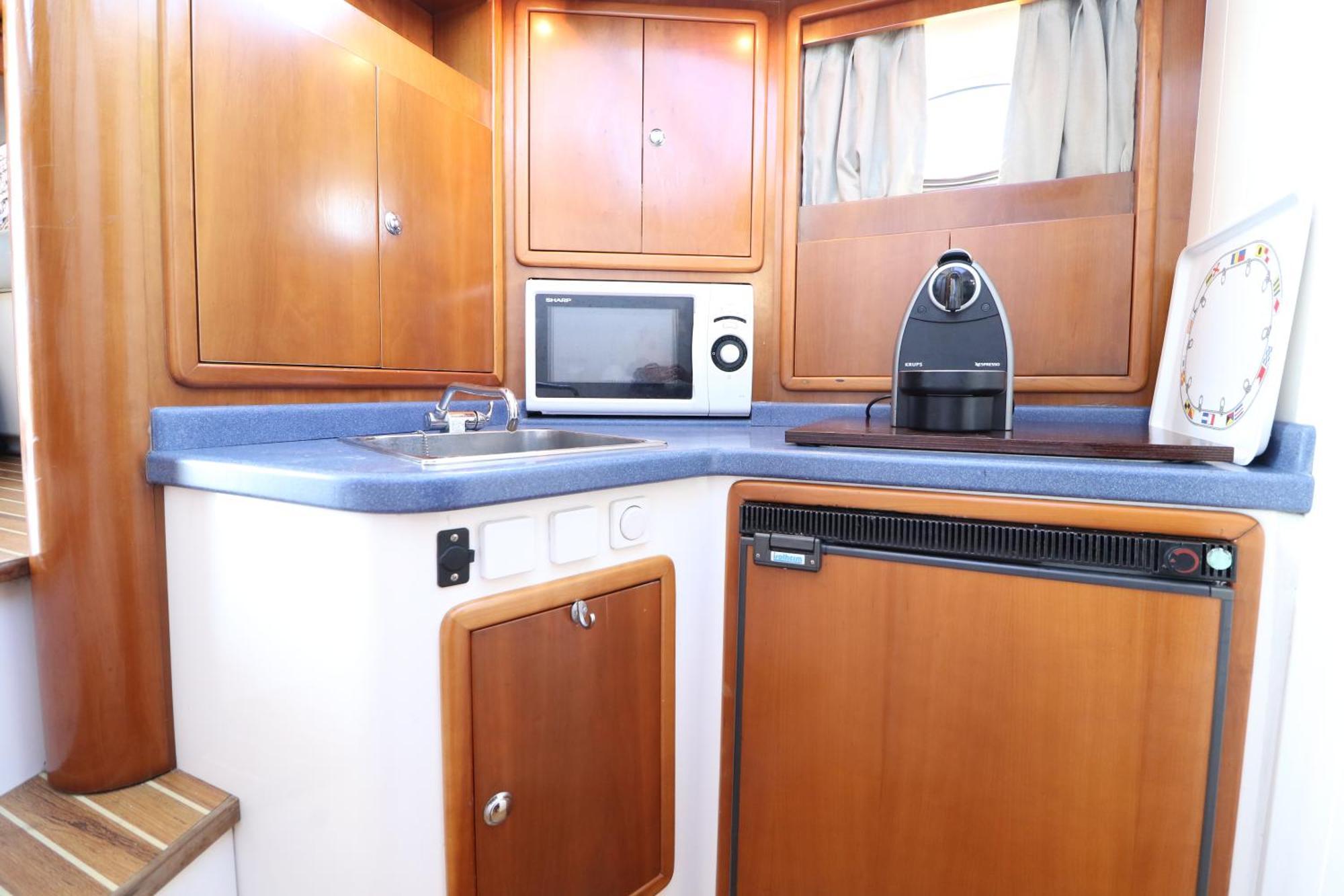 Private Yacht, We Love Our Guests Lisbon Exterior photo