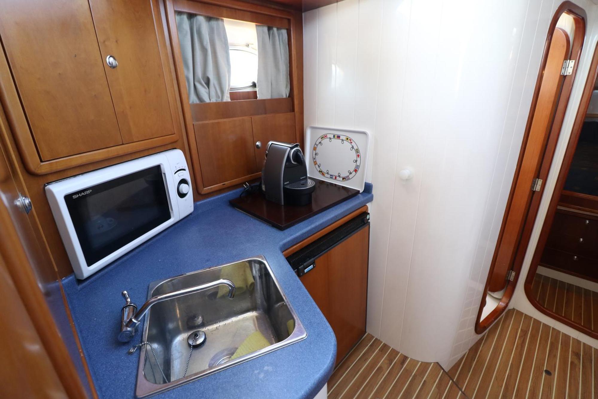Private Yacht, We Love Our Guests Lisbon Exterior photo